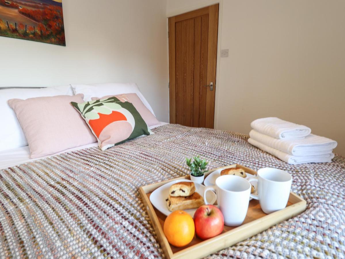 Olive Tree Cottage Лаут Экстерьер фото